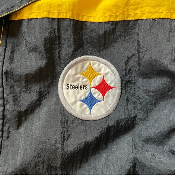 Champion Black and Yellow Steelers Winter Jacket - Picture 6 of 12
